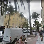 Toit Terrasse Centre Historique אז'אקסיו