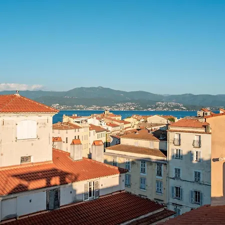 Apartment Toit Terrasse Centre Historique