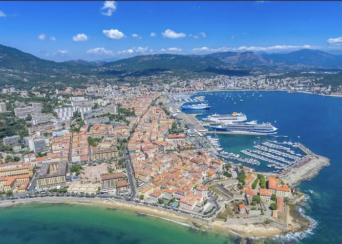 Toit Terrasse Centre Historique Apartment *